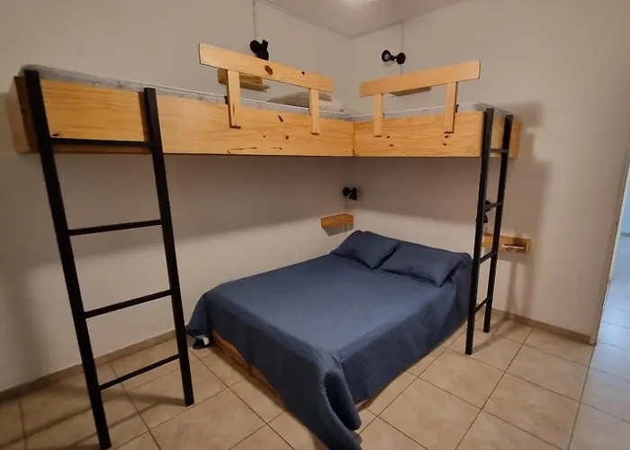 Dpto s/av Rafael Nuñez - 1 dorm y balcon