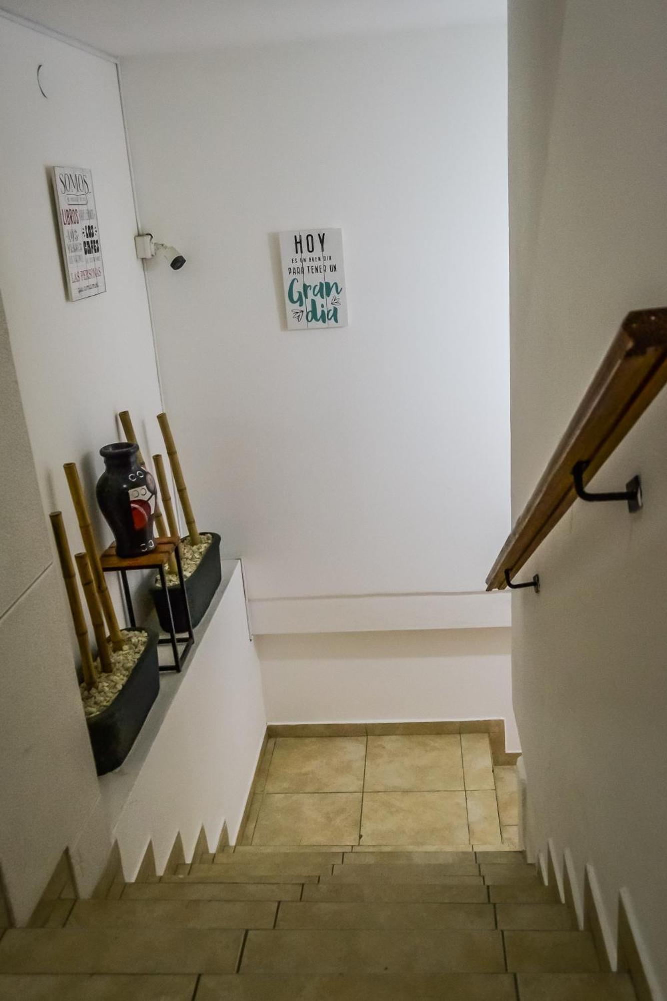 Apartamento Dpto S/av Rafael Nuñez - 1 Dorm Y Balcon *